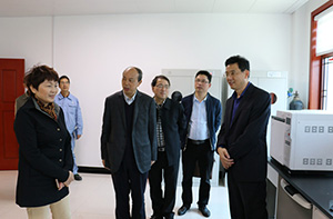 岳陽(yáng)市人大領(lǐng)導(dǎo)蒞臨公司考察調(diào)研